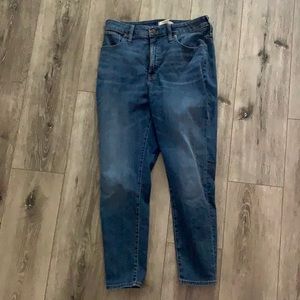 Curvy High Rise Crop Madewell jeans